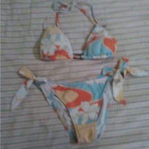 5 bikinis @ Bundled price!